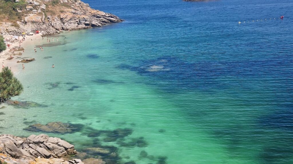 eau de mer couleur verte